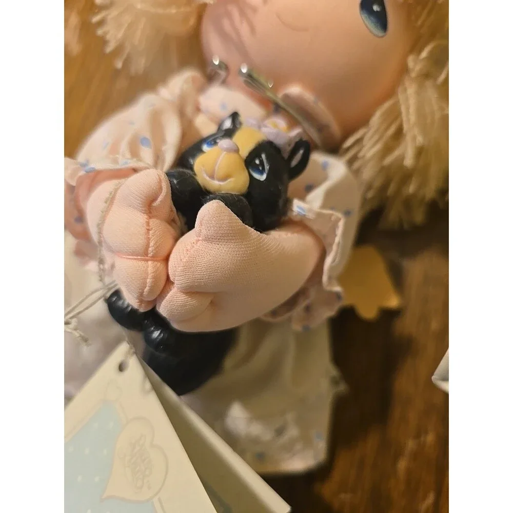 Precious Moments Applause doll plush w/cat,skunk with tags & stand
